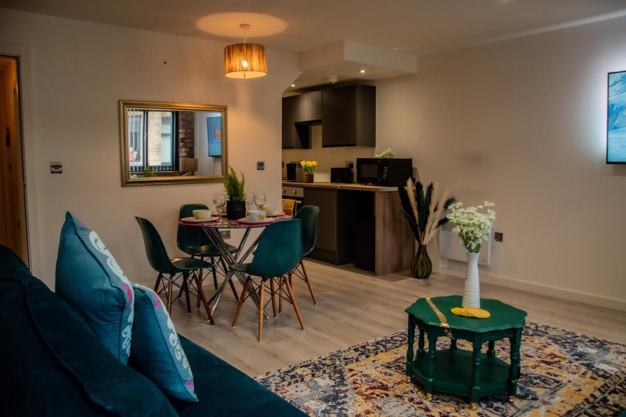 Bv Lush Apartment At Conditioning House Bradford แบรดฟอร์ด ภายนอก รูปภาพ