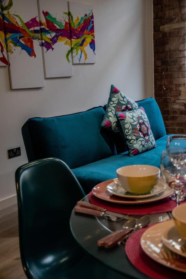 Bv Lush Apartment At Conditioning House Bradford แบรดฟอร์ด ภายนอก รูปภาพ