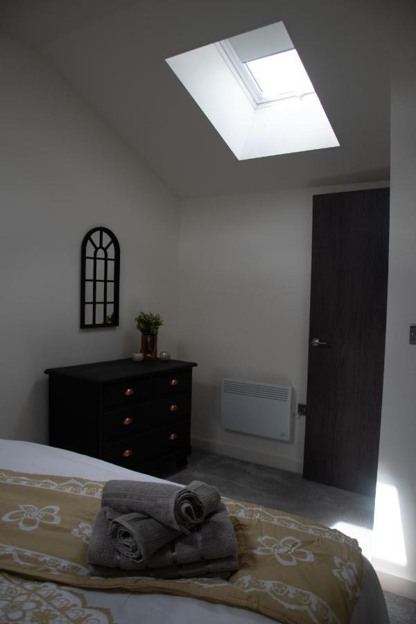 Bv Lush Apartment At Conditioning House Bradford แบรดฟอร์ด ภายนอก รูปภาพ