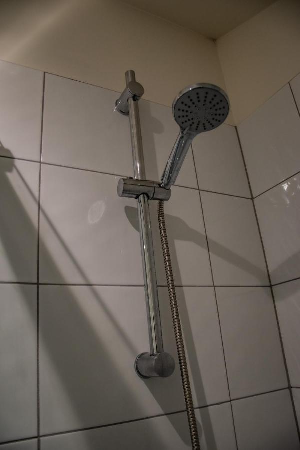 Bv Lush Apartment At Conditioning House Bradford แบรดฟอร์ด ภายนอก รูปภาพ
