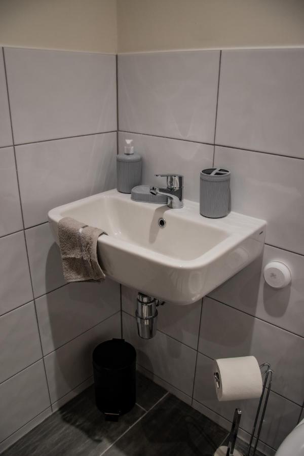 Bv Lush Apartment At Conditioning House Bradford แบรดฟอร์ด ภายนอก รูปภาพ