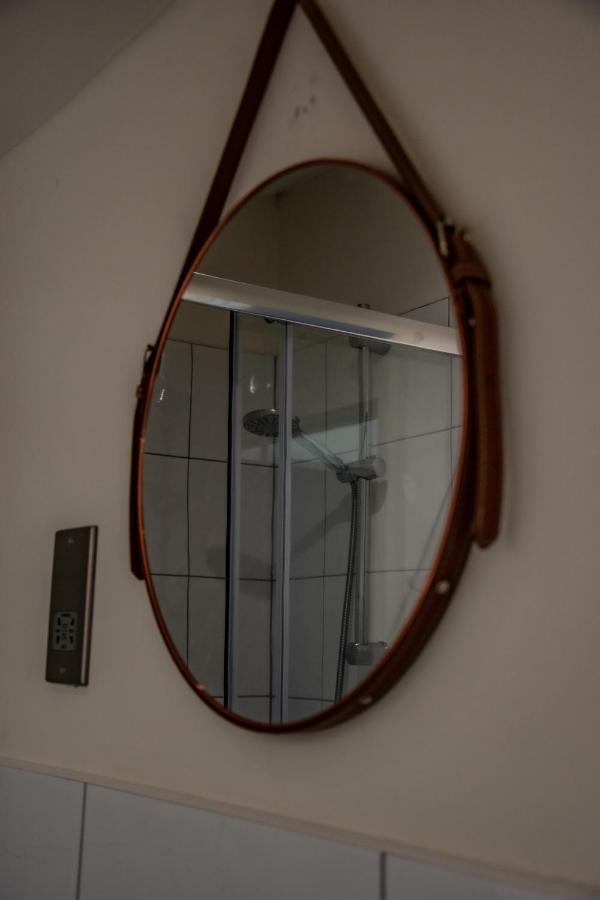 Bv Lush Apartment At Conditioning House Bradford แบรดฟอร์ด ภายนอก รูปภาพ